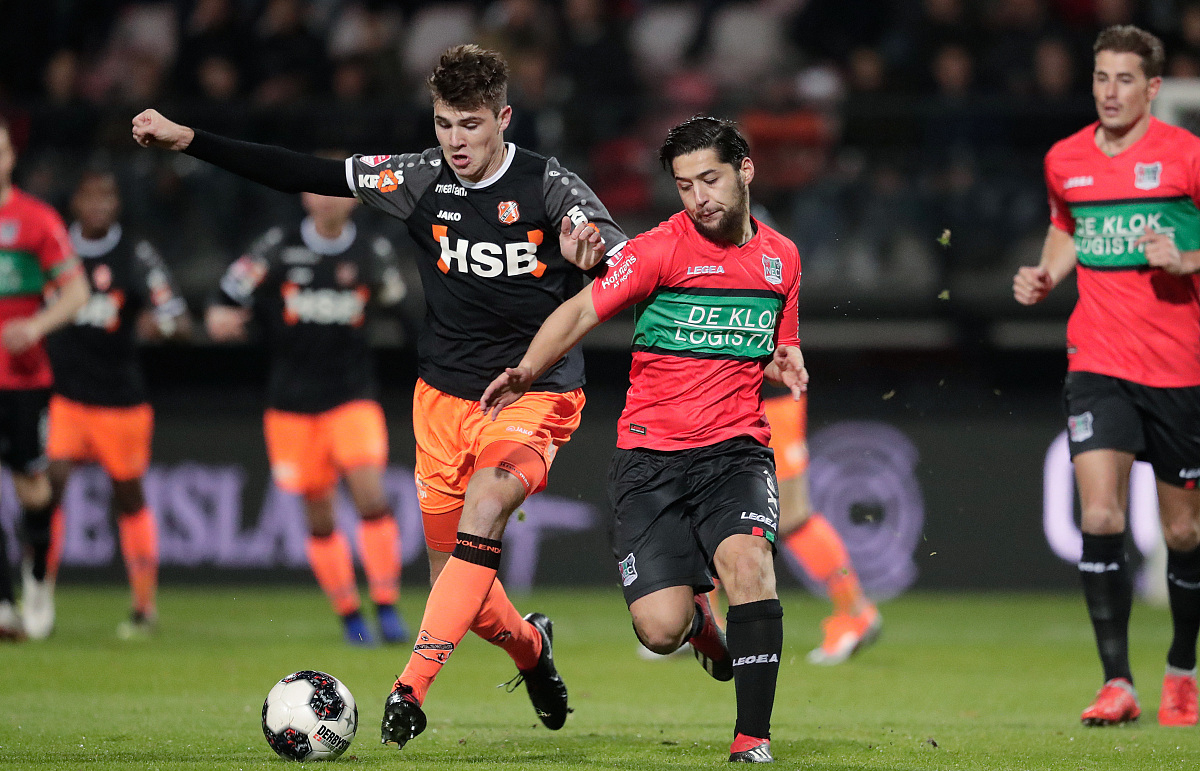 整推向舆论 整推向舆论